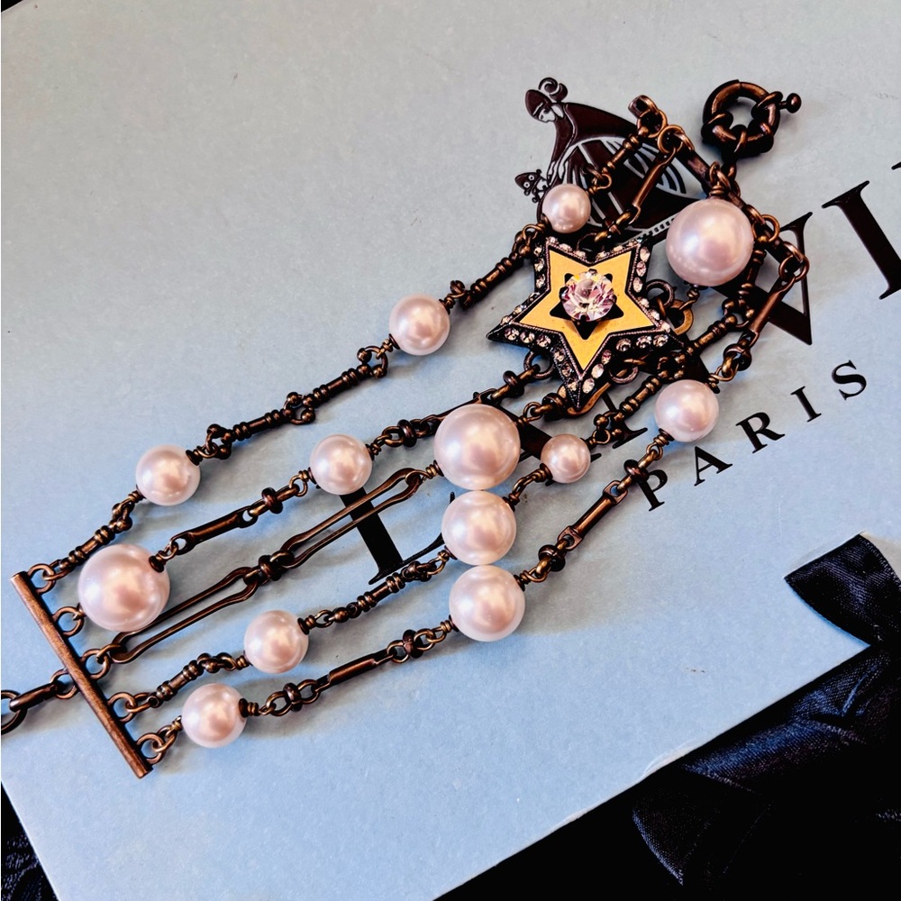 Lanvin Pearl and Gold Bracelet - Picture 2 of 5